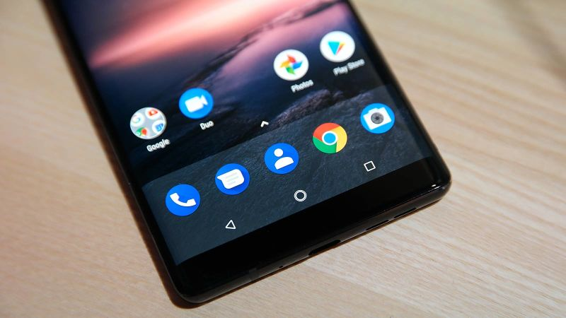 Illustration for article titled Probamos el nuevo Nokia 8 Sirocco: Âżpuede Nokia competir con los potentes Samsung Galaxy?